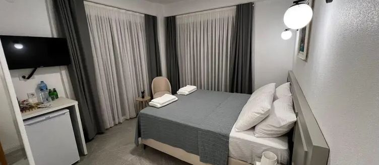 Фото отеля Emel Hanim Konaklama Restourant Urla