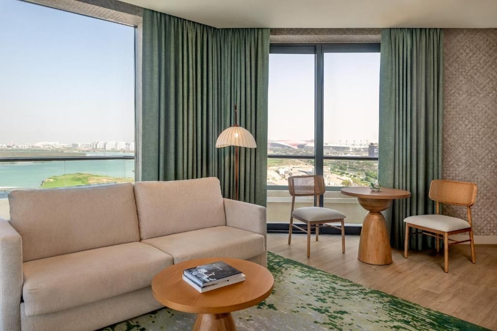 Yas Plaza Mangroves by IHG фото 36