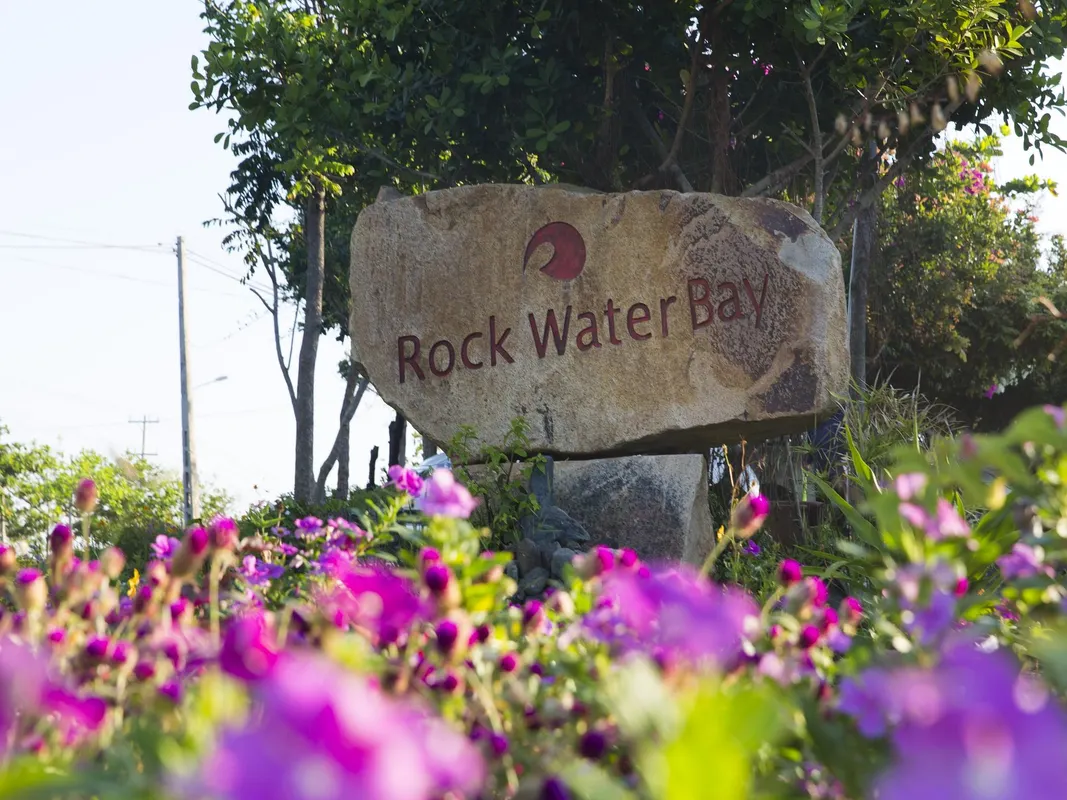 Rock Water Bay фото 13