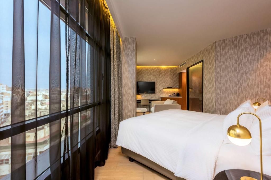 Radisson Blu Hotel, Casablanca City Center фото 42