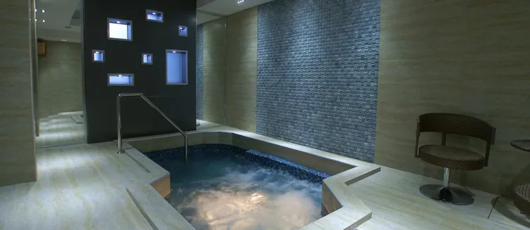 Фото отеля Bass Boutique Hotel
