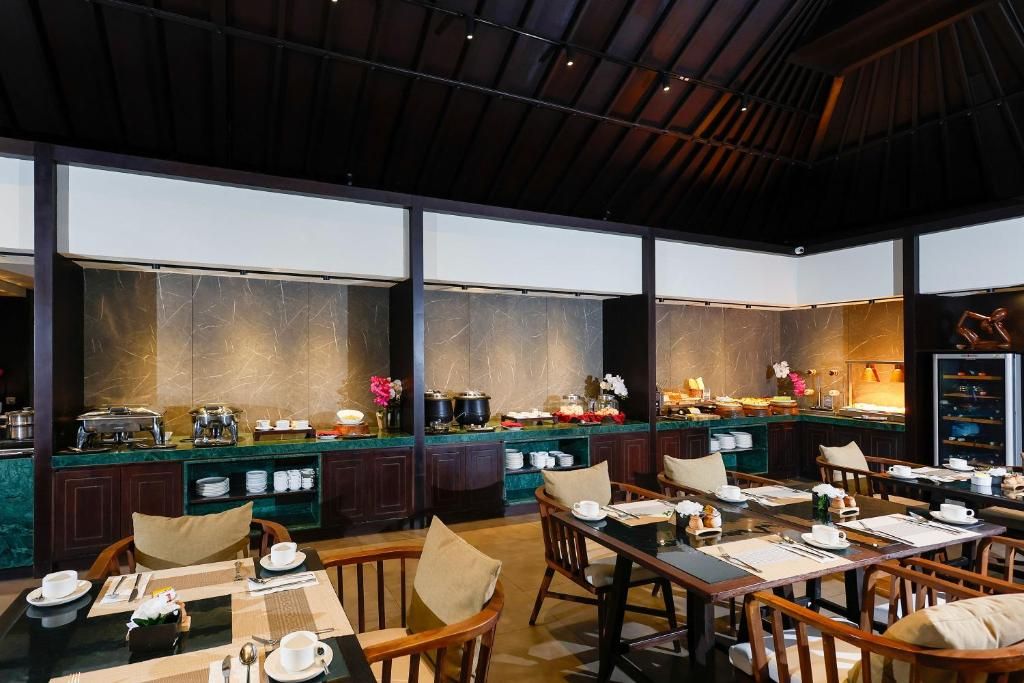 Rama Beach Resort and Villas фото 30