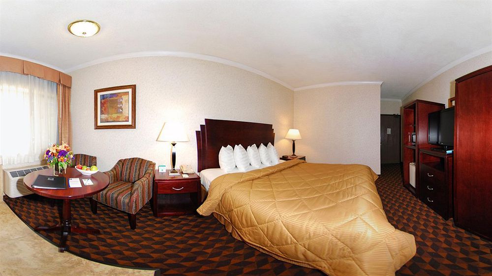 Quality Inn & Suites Los Angeles Airport - LAX фото 29