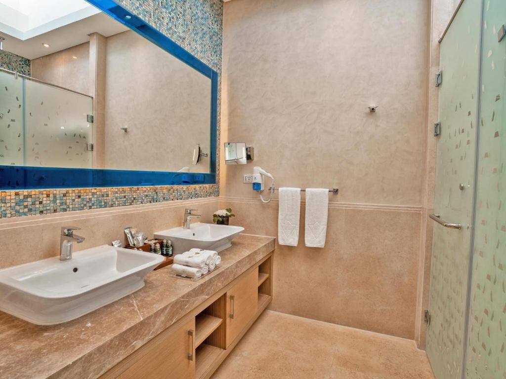 Rixos Premium Magawish Suites & Villas фото 122