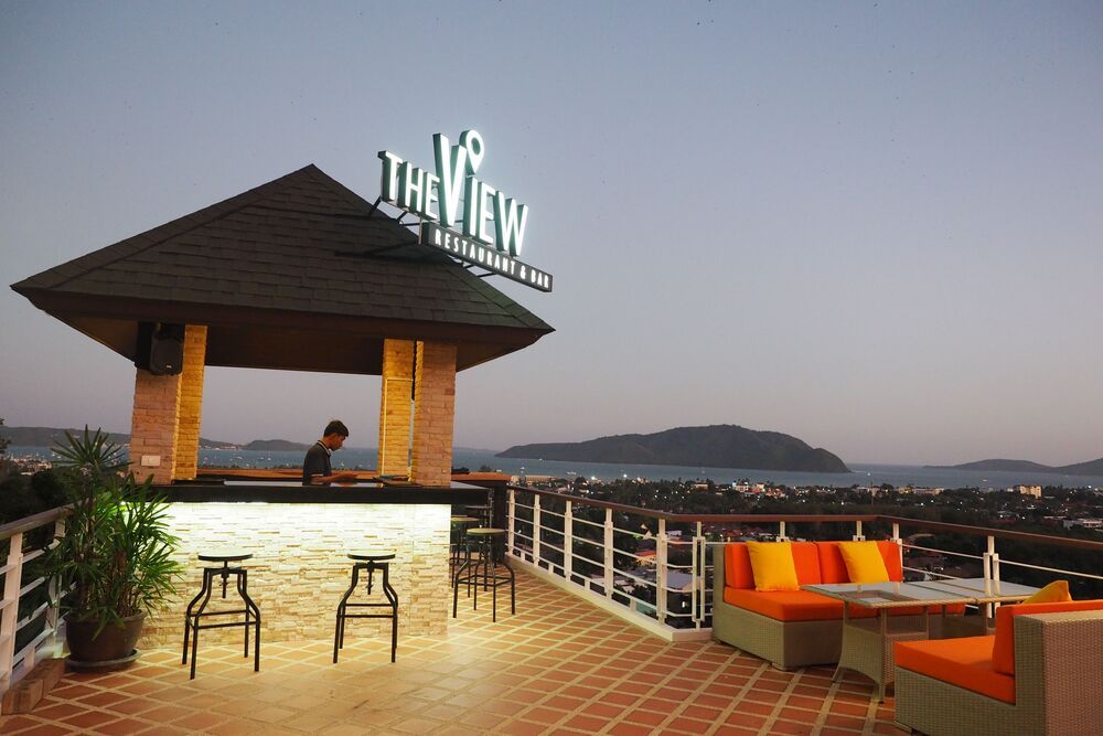 The View Rawada Phuket фото 17