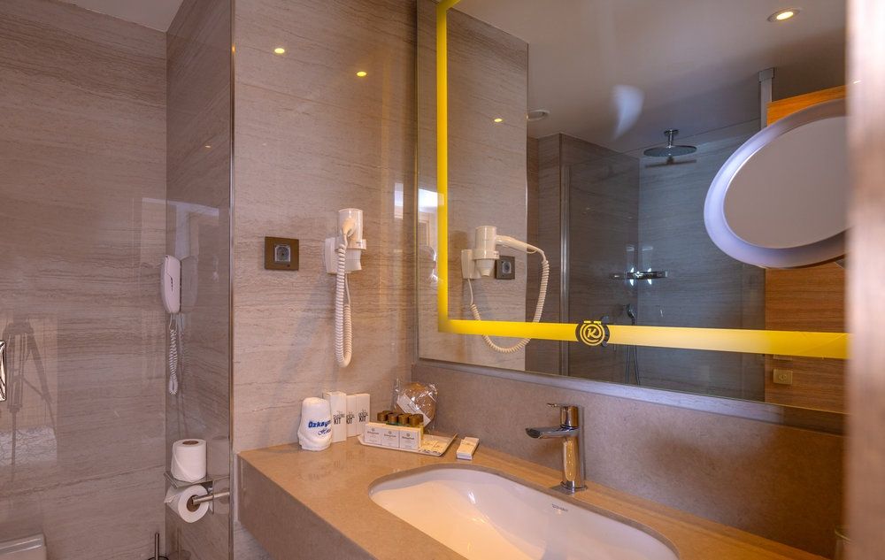 Ozkaymak Kemer Marina Hotel фото 78