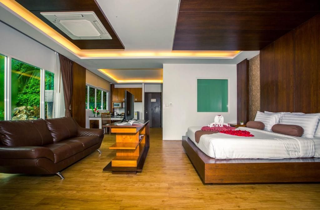 Phi Phi Cliff Beach Resort фото 28