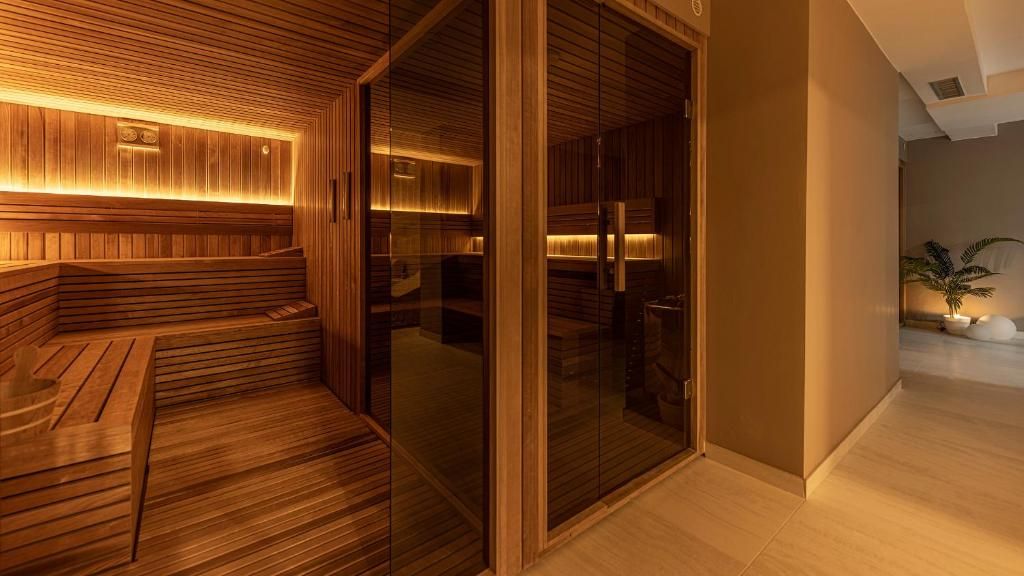Hotel Holiday Zagreb фото 2