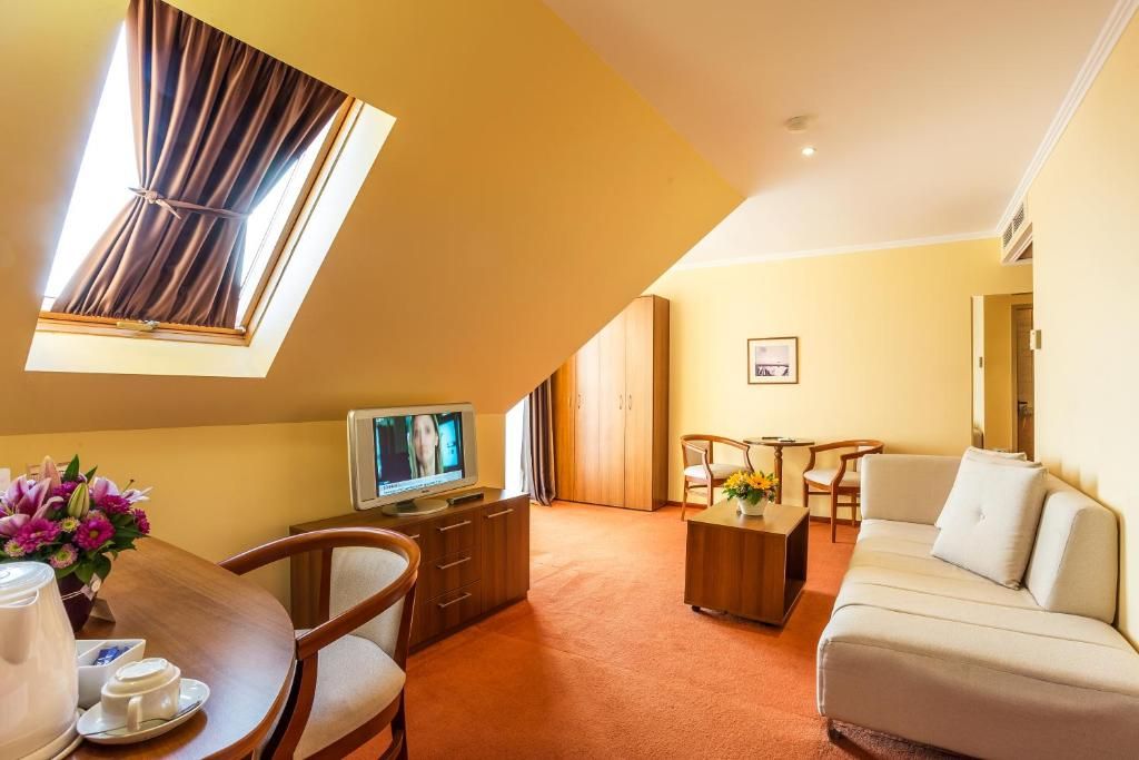 Saint George Hotel & Spa Pomorie фото 16