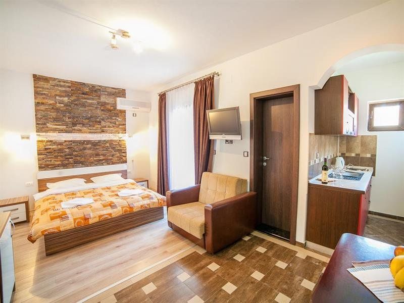 Dimic Ellite Accommodation фото 2