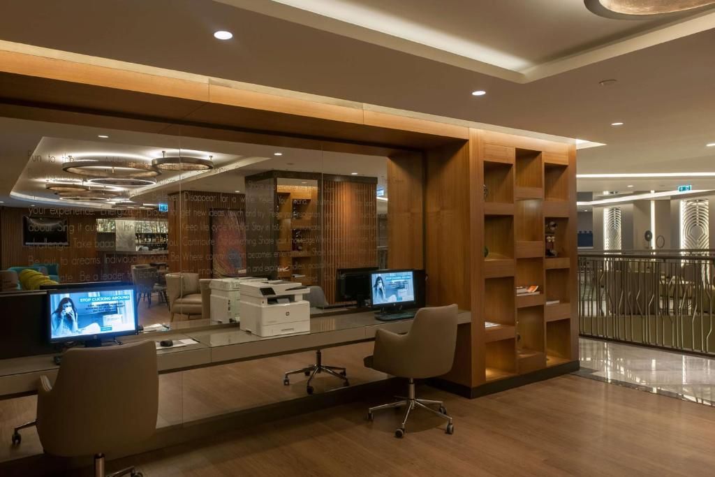 Doubletree by Hilton Istanbul - Sirkeci фото 37