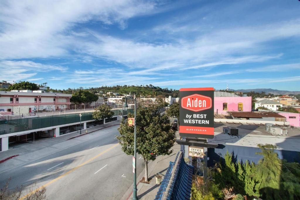 Best Western Plus Dragon Gate Inn фото 45