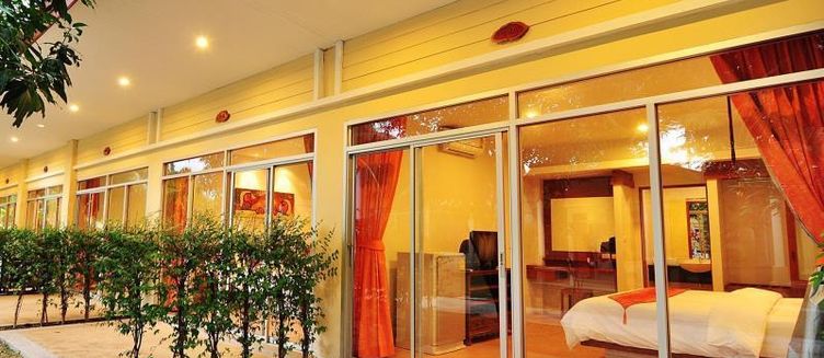 Фото отеля Phuket Sea Resort