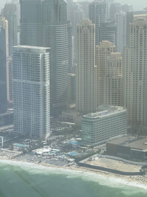 Hilton Dubai The Walk фото 36
