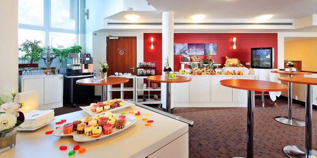 BEST WESTERN PREMIER IB Hotel Friedberger Warte фото 62