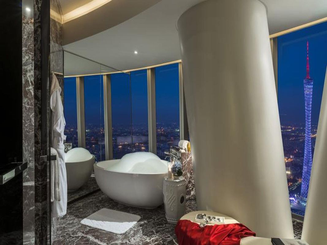 Four Seasons Hotel фото 20