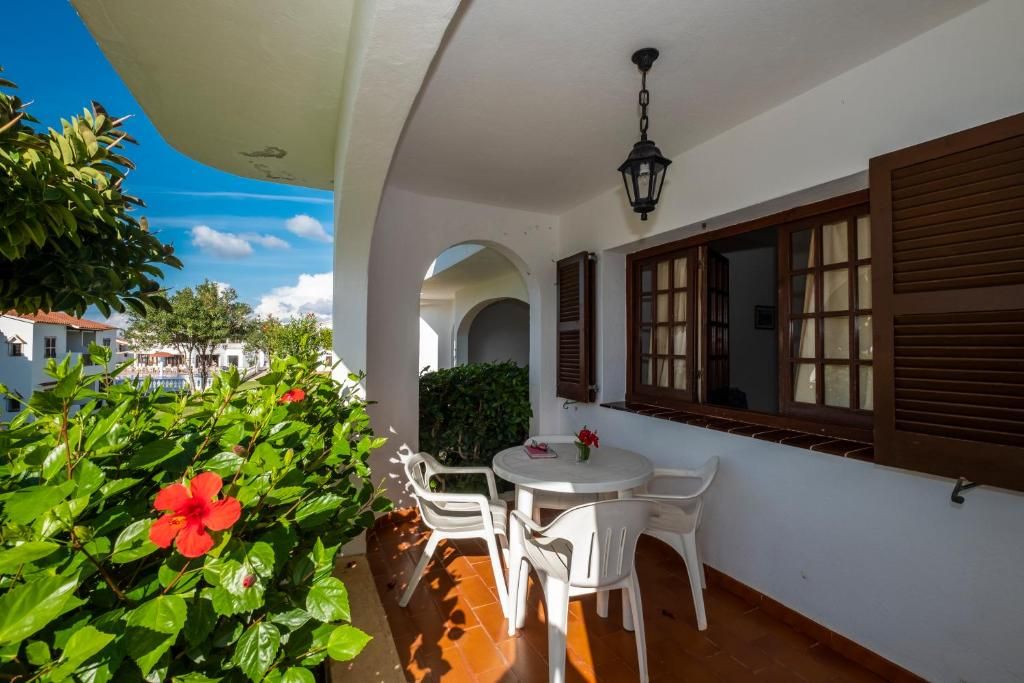 Апарт-отель «Apartamentos Son Bou Gardens» фото 8