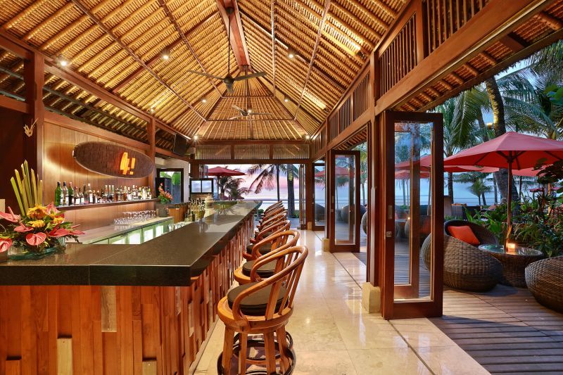 Legian Beach Hotel фото 13