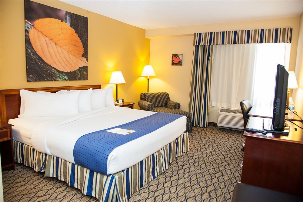 Holiday Inn Hotel & Suites Chicago - Downtown, an IHG Hotel фото 26