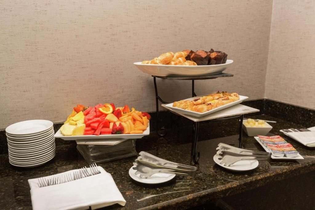 Hilton Chicago/Oak Lawn фото 50