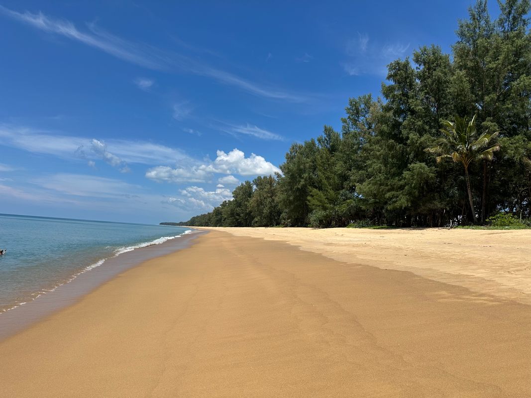 Le Meridien Phuket Mai Khao Beach Resort фото 64