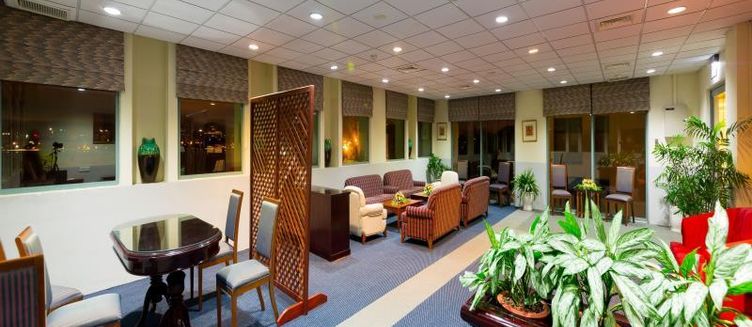 Фото отеля Diamond Westlake Suites