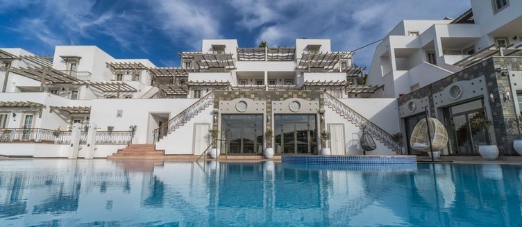 Фото отеля Elementa Luxury Boutique Hotel (Adults Only)