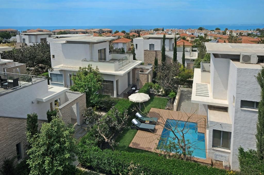 E Hotel Spa & Resort фото 3