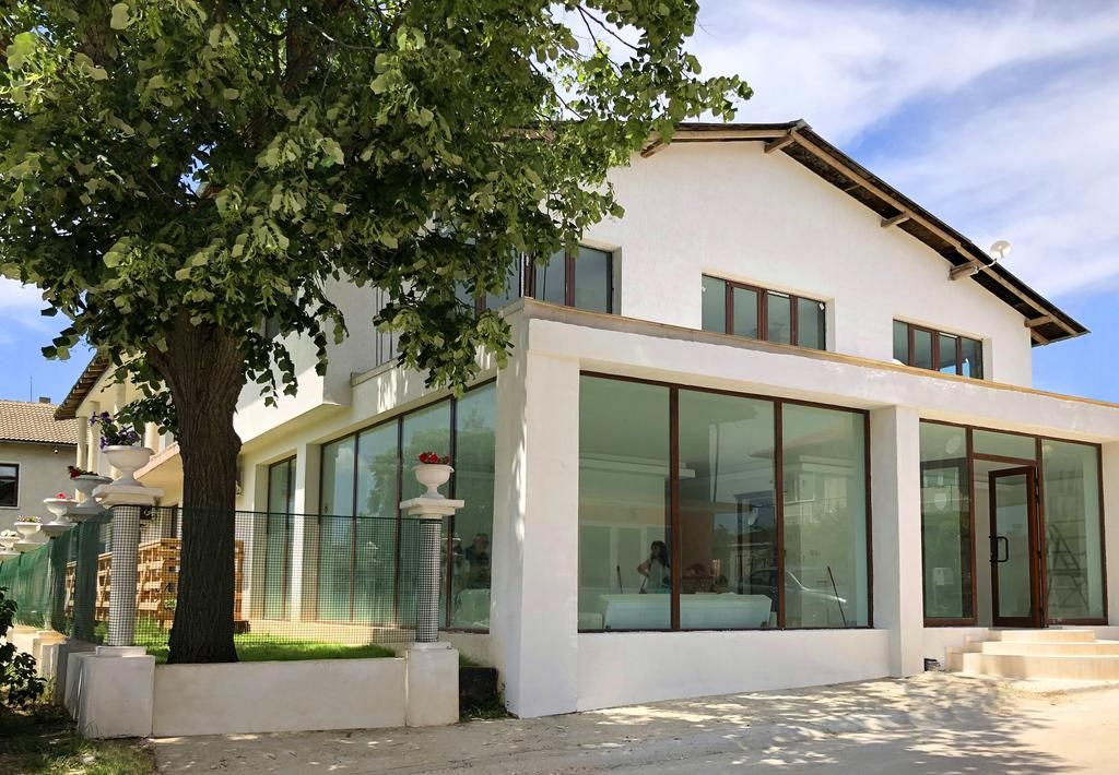 Villa Adrian фото 0