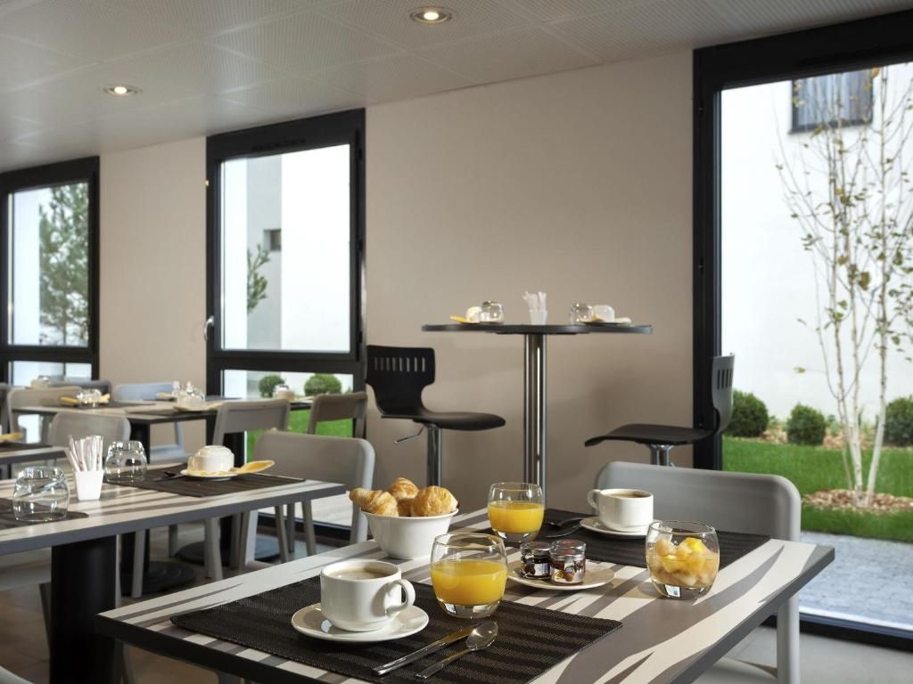 Quality Suites Lyon Confluence фото 16