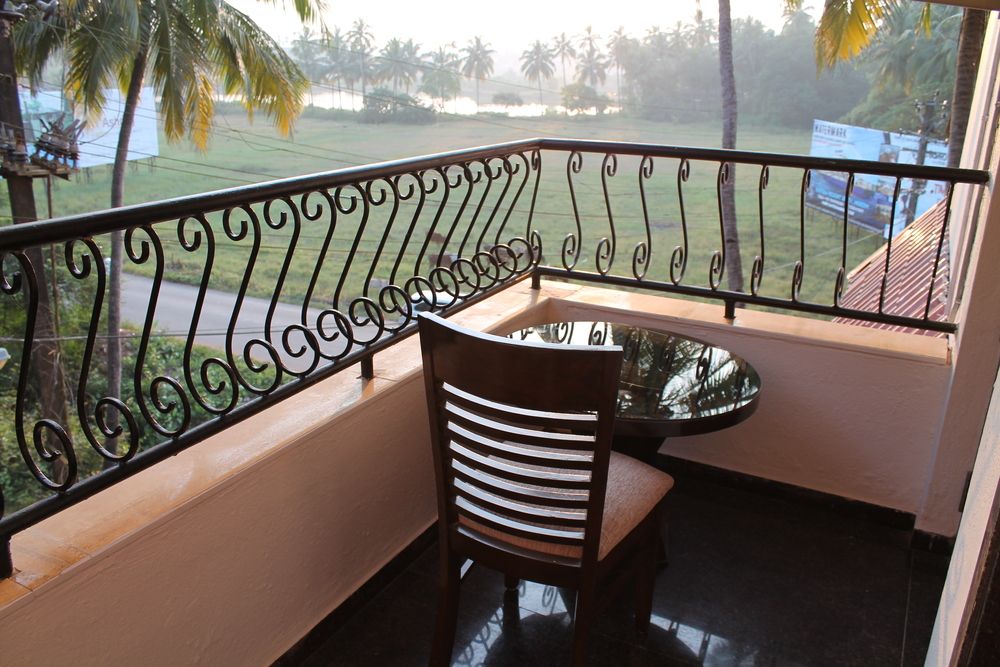 Hotel Goa Continental фото 30