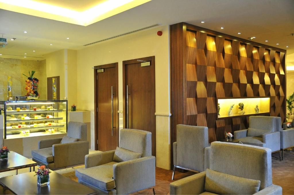 Ramada Abu Dhabi Corniche фото 17