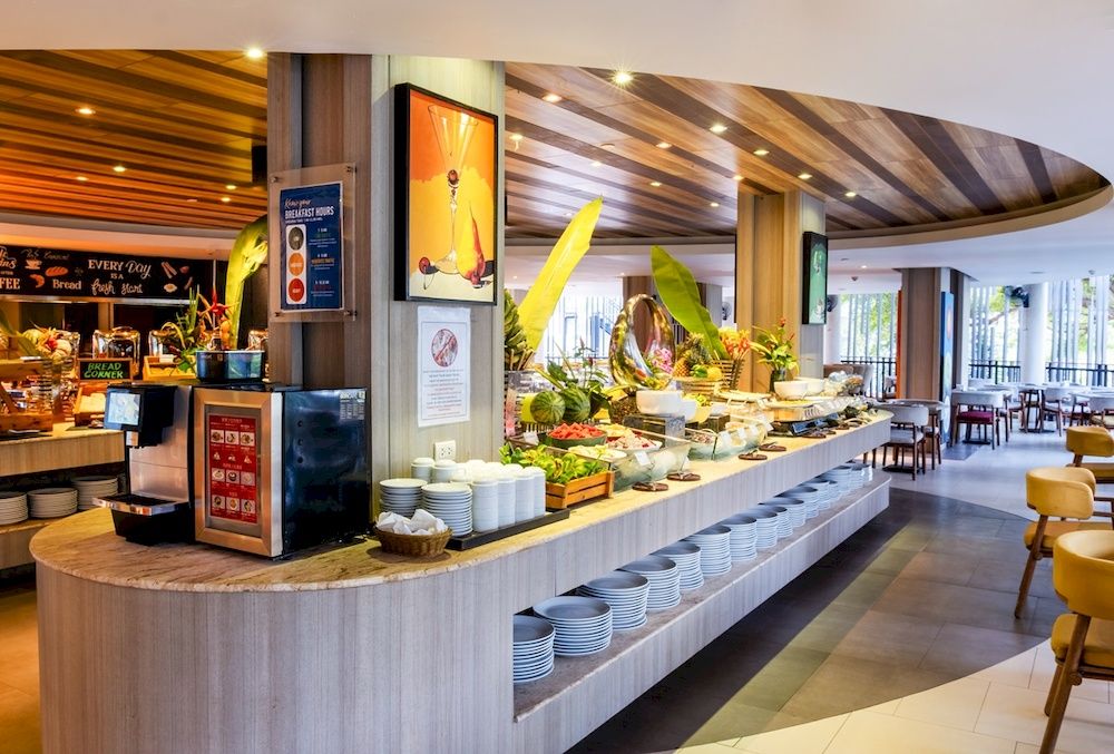 Holiday Inn Resort Phuket Karon Beach фото 87