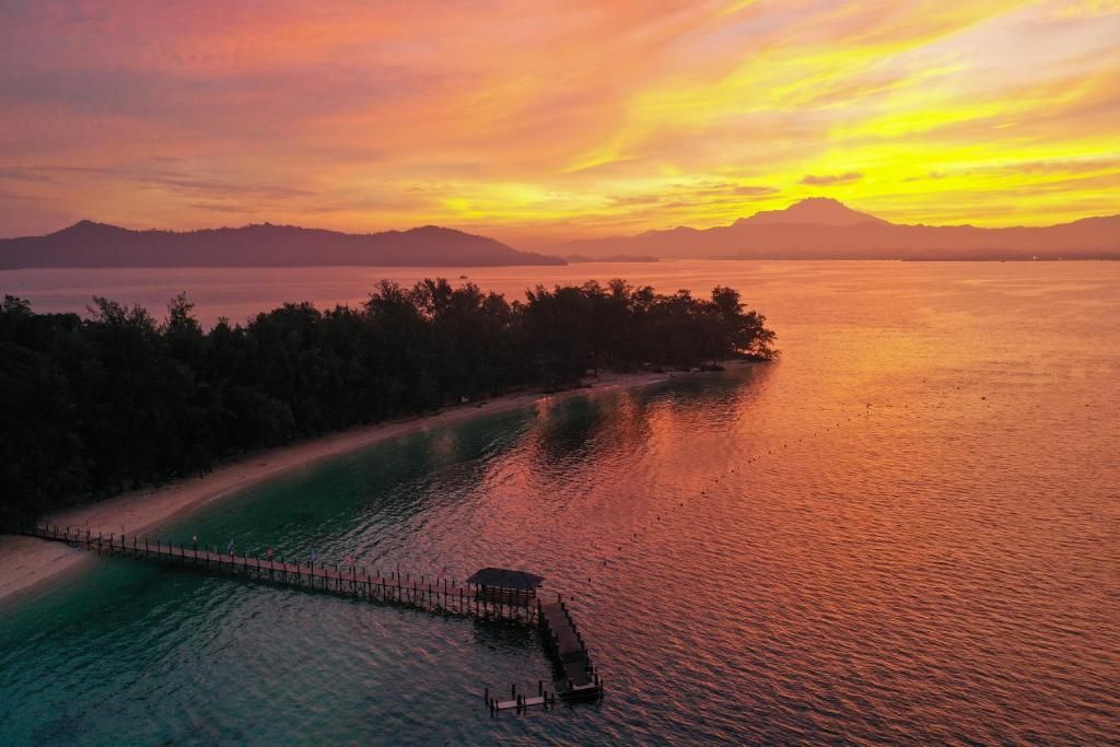 Sutera Sanctuary Lodges At Manukan Island фото 8