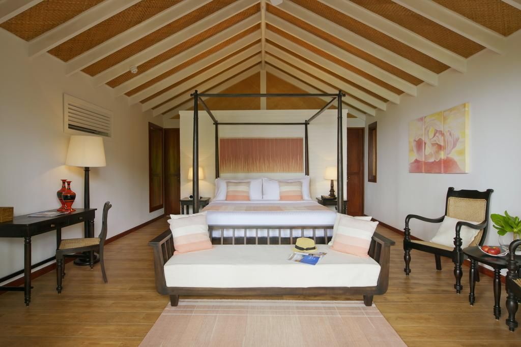 Loama Resort Maldives at Maamigili фото 0
