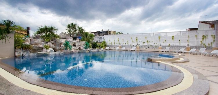 Фото отеля Lk Premier