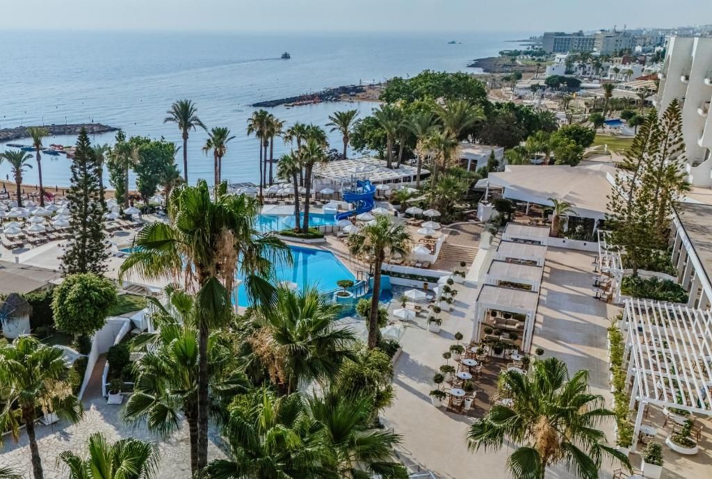Golden Coast Beach Hotel фото 34