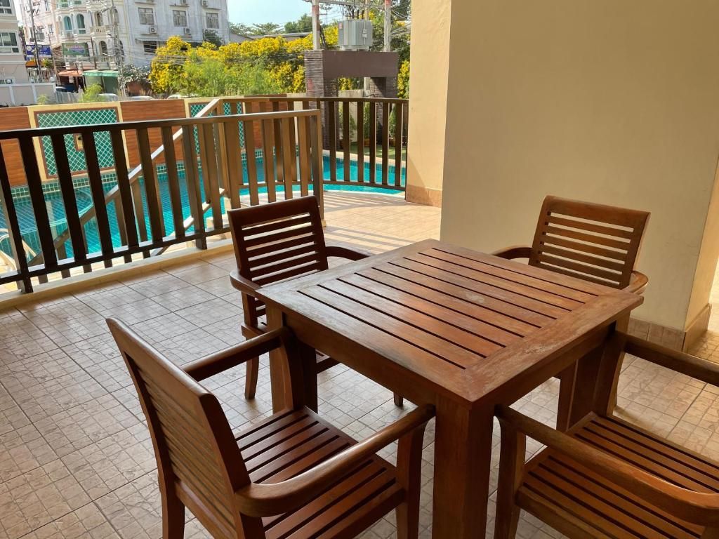 Jomtien Beach Residence фото 26