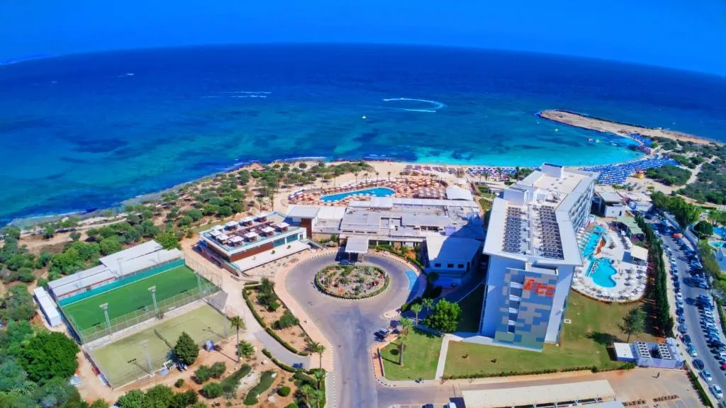 Asterias Beach фото 0
