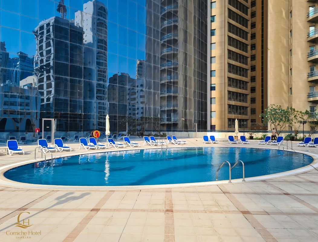 Corniche Hotel Sharjah фото 0