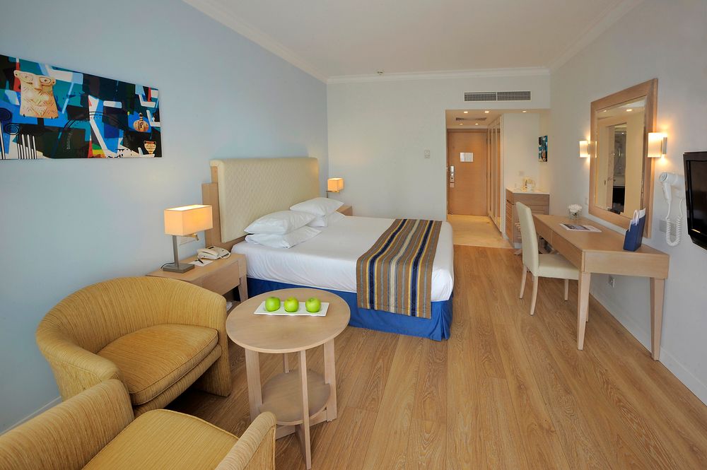 Olympic Lagoon Resort Paphos фото 38