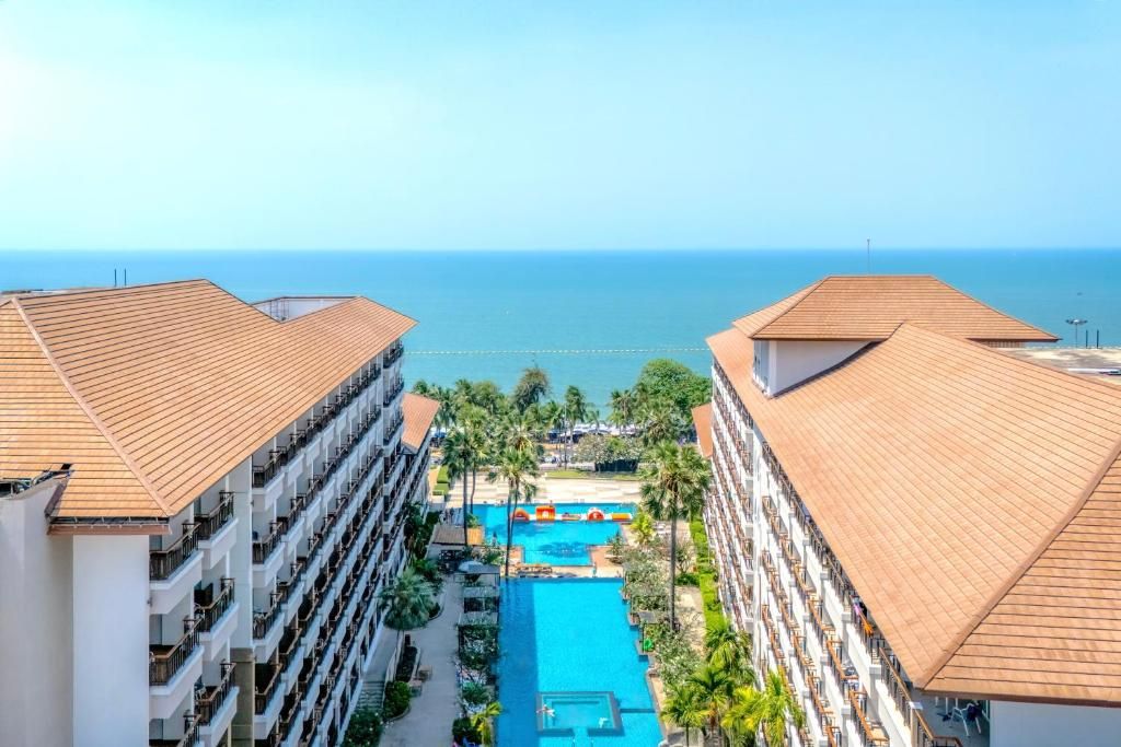 Welcome World Beachfront Resort фото 66