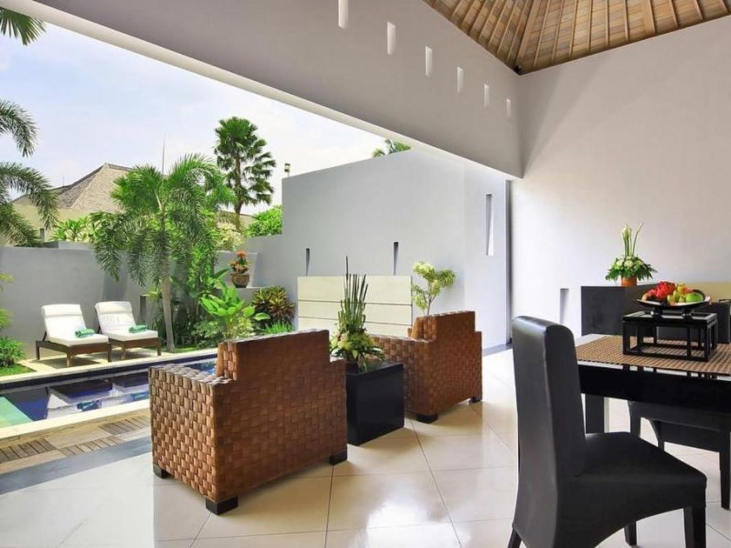 The Seminyak Suite Private Villa фото 19