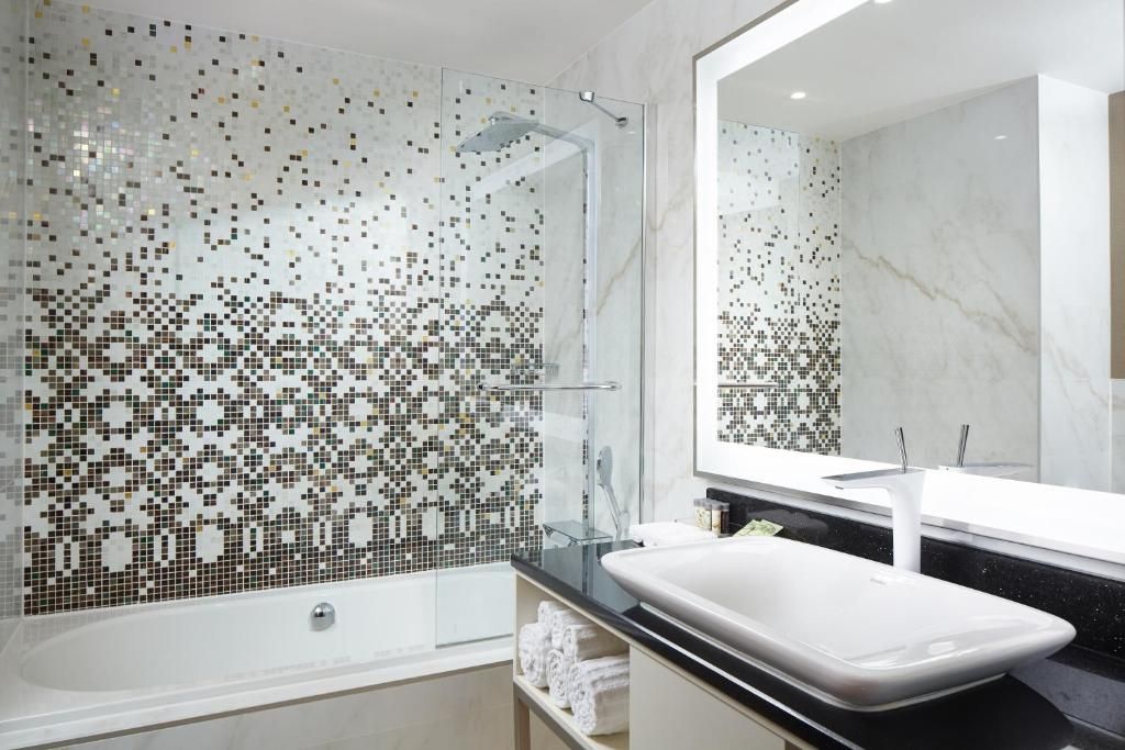 Renaissance Minsk Hotel by Marriott фото 25