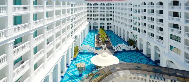 Фото отеля Movenpick Myth Hotel Patong Phuket