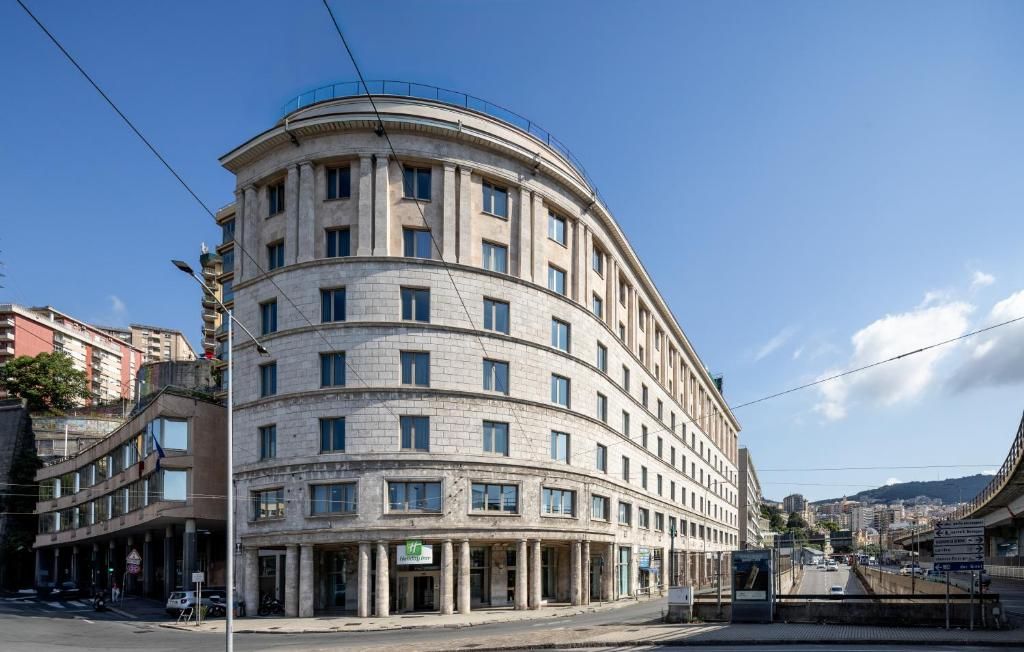 Holiday Inn Genoa City, an IHG Hotel фото 4