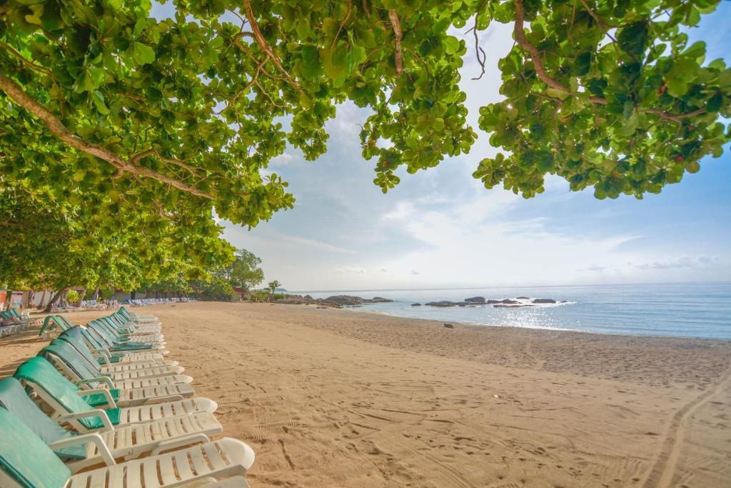 First Bungalow Beach Resort фото 64