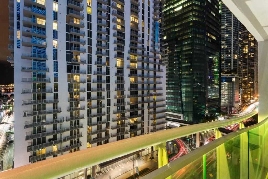 Courtyard Miami Downtown/Brickell Area фото 13
