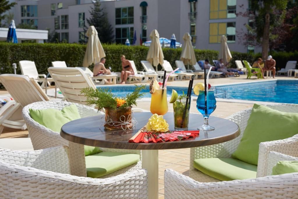 Karlovo фото 17
