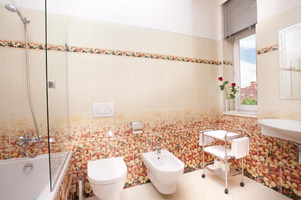 Green Garden Hotel Prague фото 18